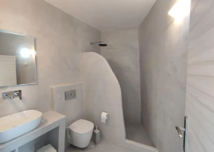 Santorini Serenity *