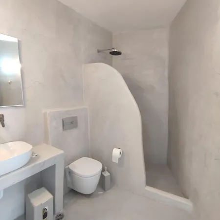 Santorini Serenity *