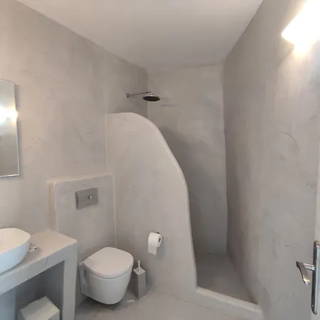 Santorini Serenity *