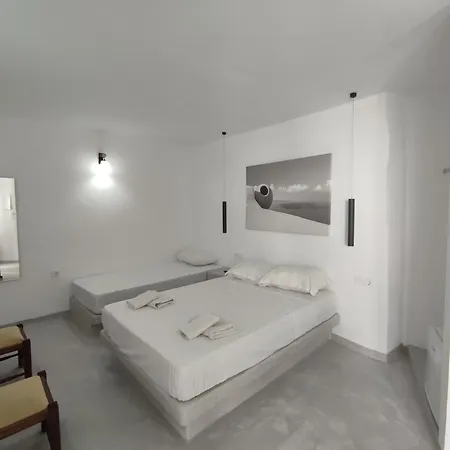 Апартаменты Santorini Serenity *